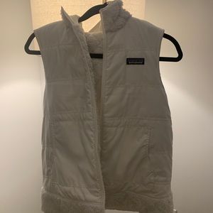 Patagonia Jackets & Coats - Like New Patagonia Reversible White Vest Patagonia Jackets & Coats - Like New Patagonia Reversible White Vest